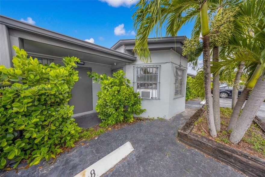 More Photos Of 5807 SW 25th St, West Park Apartments For Sale