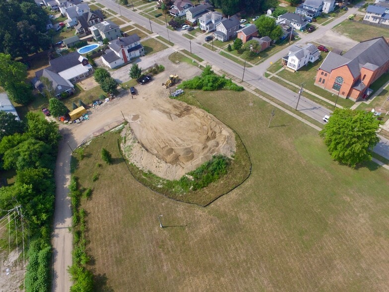 More Photos Of 119 S Eagle St, Geneva Winery Vineyard For Sale