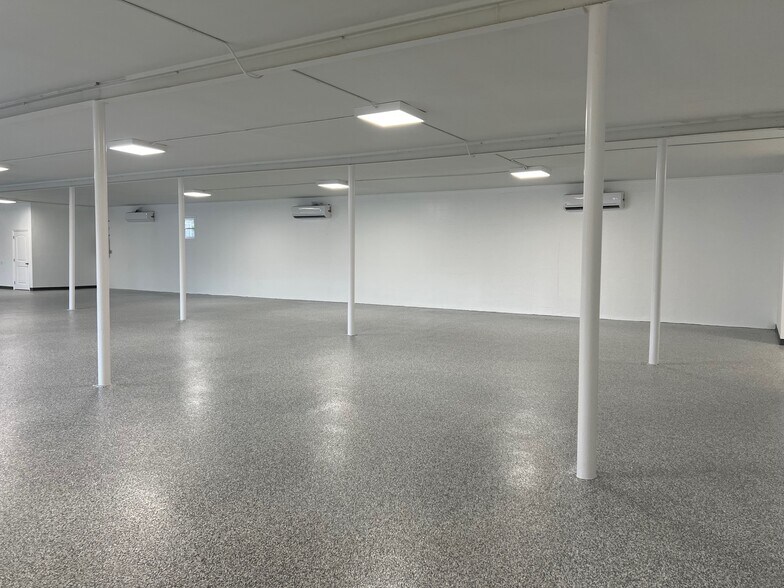 More Photos Of 1710 N Fort Harrison Ave, Clearwater Storefront Retail Office For Lease