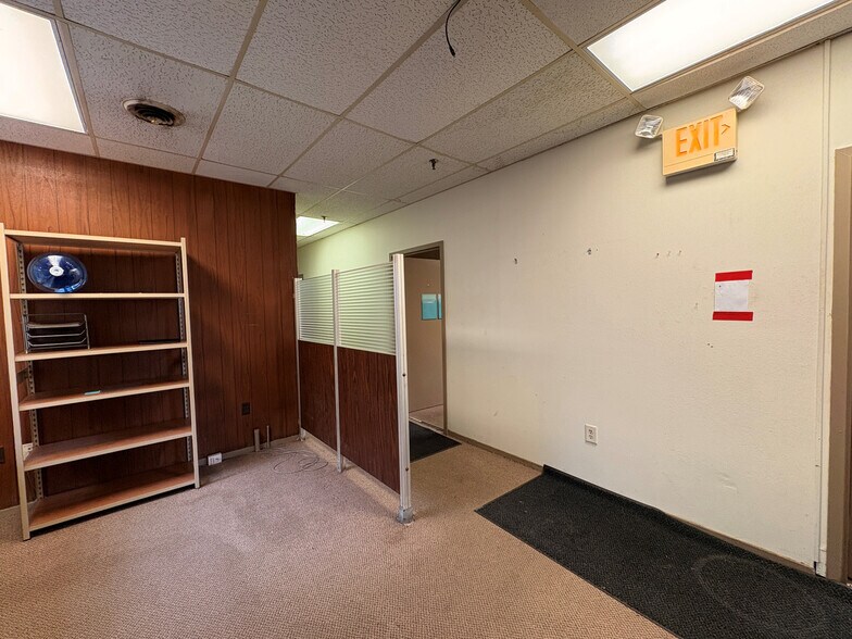 More Photos Of 5 Canale Dr, Egg Harbor Township Manufacturing For Lease