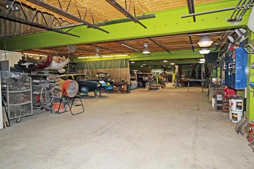 More Photos Of 8030 Bennett St, Pittsburgh Self Storage For Sale