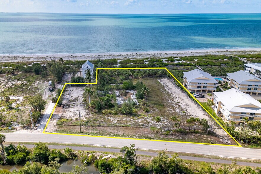More Photos Of 555 E Gulf Dr, Sanibel Apartments For Sale