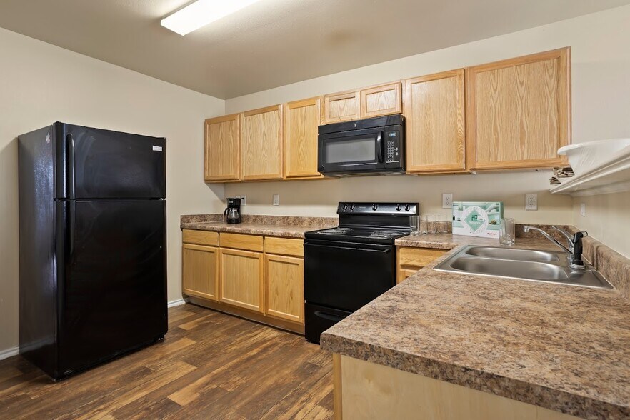 More Photos Of 1203 S Gail Ave, Monahans Apartments For Sale