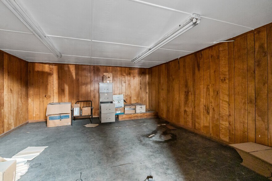 More Photos Of 3314 Carr St, Houston Manufacturing For Sale