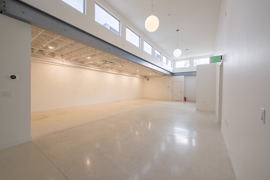 More Photos Of 1538 20th St, Santa Monica Loft Creative Space For Lease