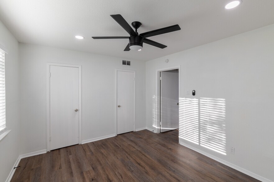 More Photos Of 5921 Gaston Ave, Dallas Apartments For Sale