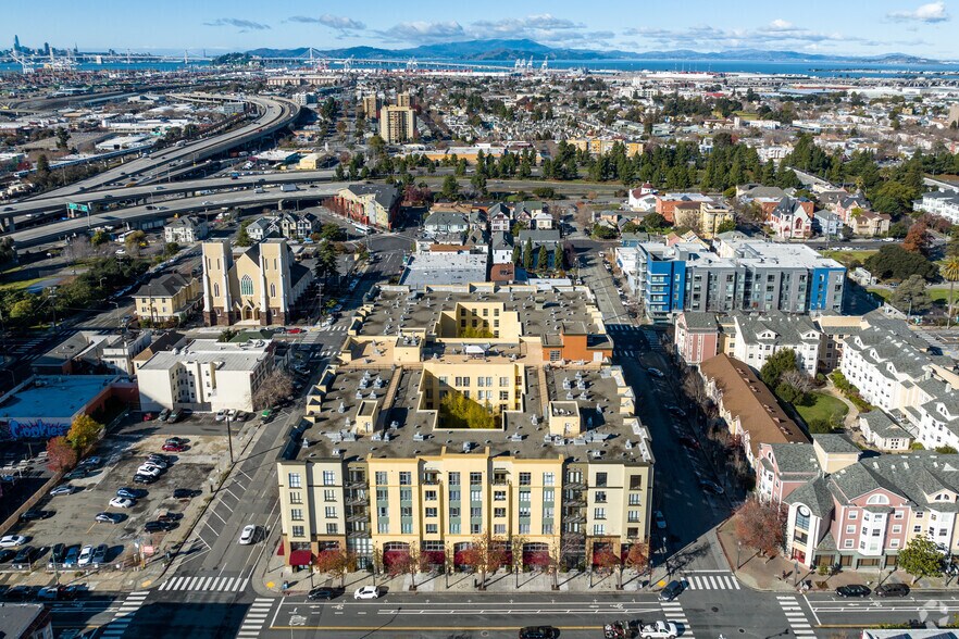 More Photos Of 899 Clay St, Oakland Apartments For Lease