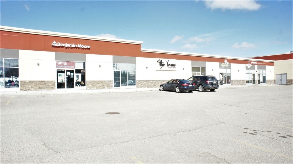 More Photos Of 10441 99 Av, Fort Saskatchewan General Retail For Sale