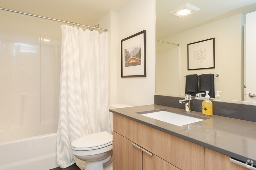 More Photos Of 718 Rainier Ave S, Seattle Apartments For Lease