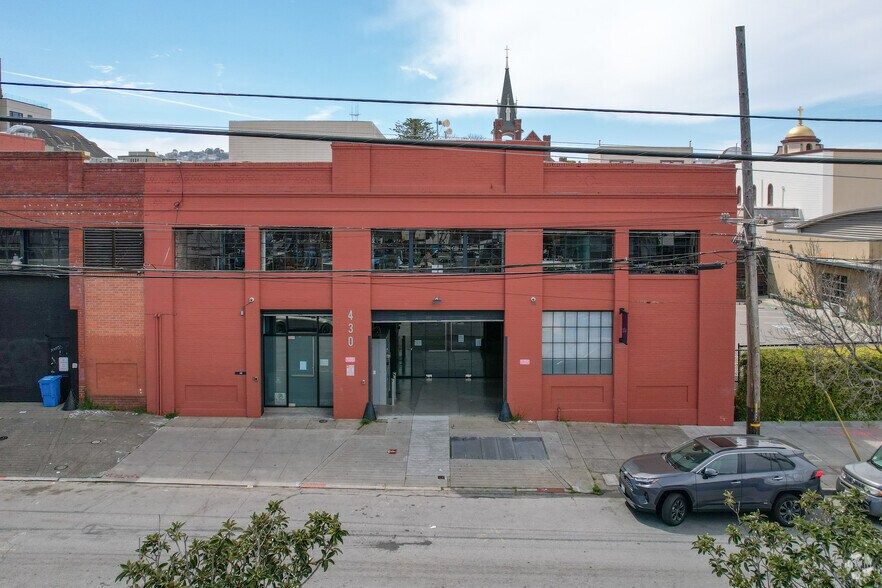 More Photos Of 430 Shotwell St, San Francisco Warehouse For Lease