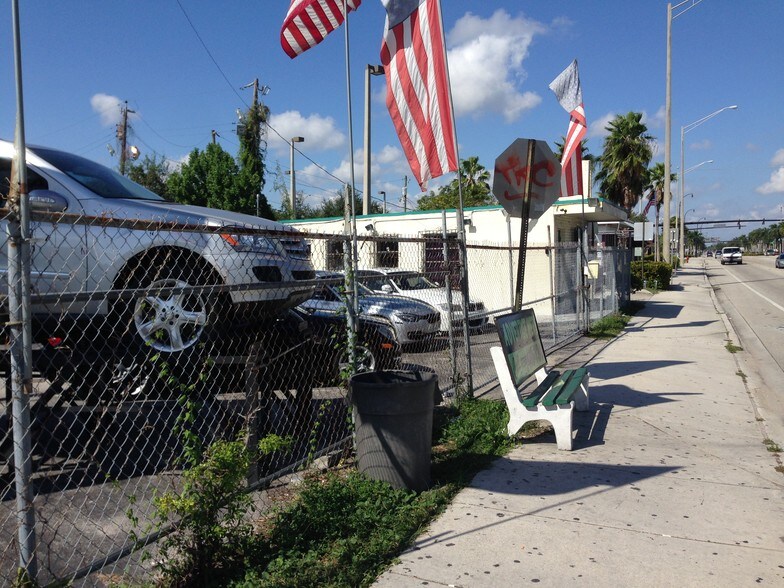 More Photos Of 1325 S State Road 7, Fort Lauderdale Auto Dealership For Lease