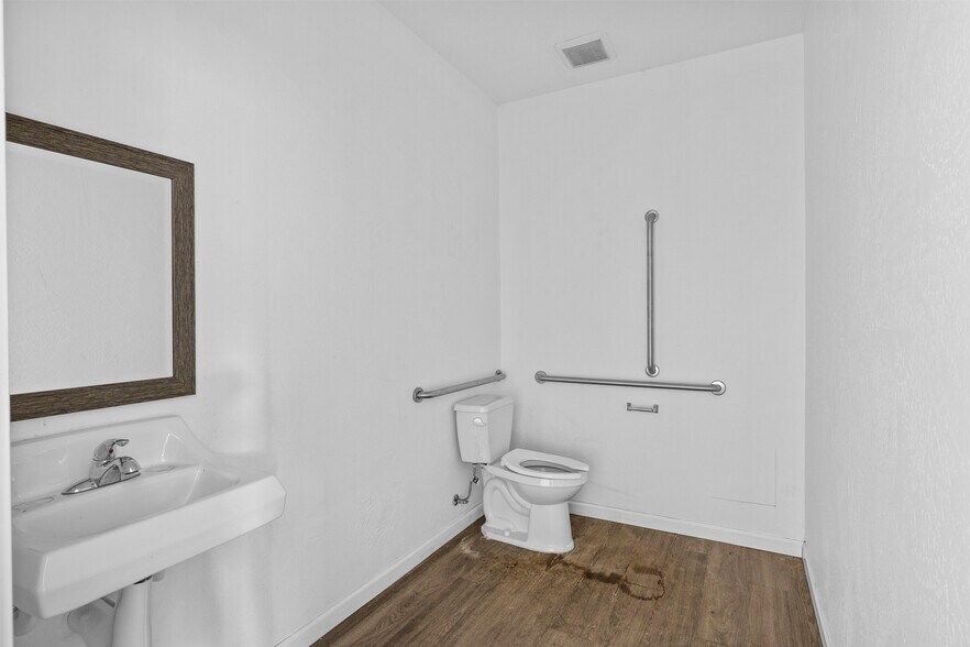 More Photos Of 117 Trout Way, Medford Industrial For Sale