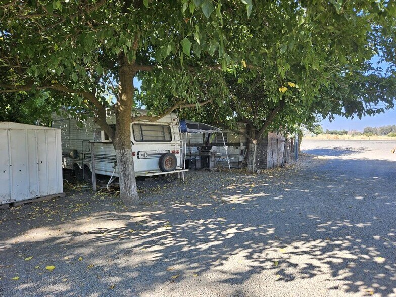 More Photos Of 4582 Co 99W Rd, Orland Manufactured Housing Mobile Home Park For Sale