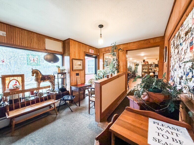 More Photos Of 170 South St, Brooklyn Restaurant For Sale