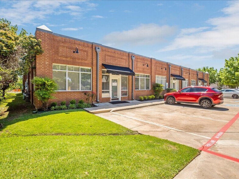 More Photos Of ,  Office For Sale