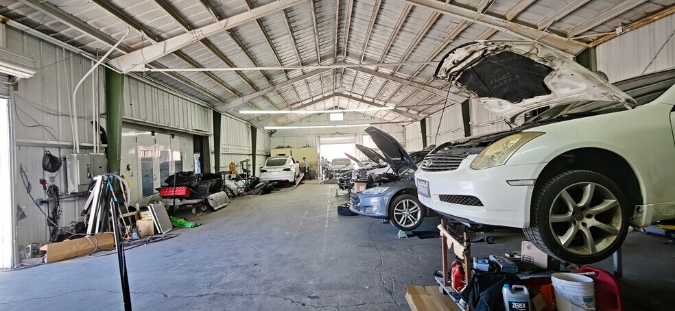 More Photos Of 12213 Valley Blvd, El Monte Auto Dealership For Sale