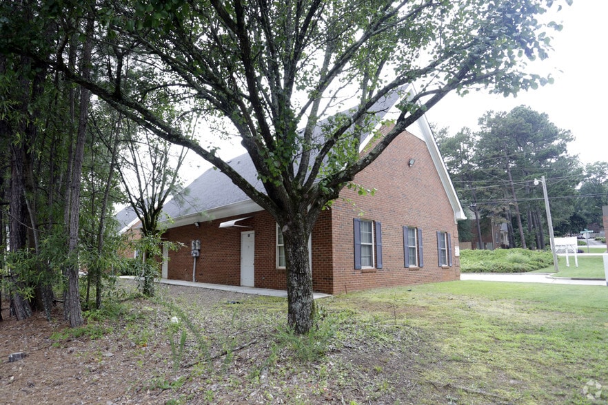 More Photos Of 5440 Lilburn Stone Mountain Rd, Stone Mountain Office For Lease