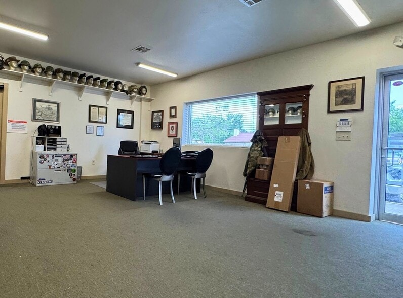 More Photos Of 2760 Osborn Ln, Bryan Flex For Sale