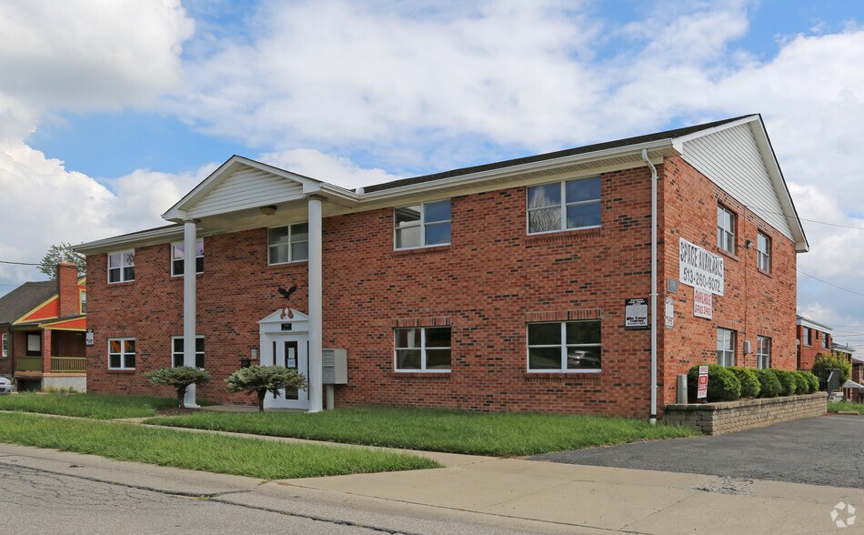 Primary Photo Of 5598 Glenway Ave, Cincinnati Office For Lease