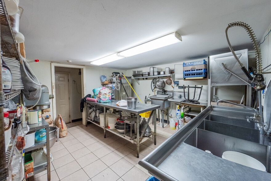 More Photos Of La Strada Cafe, Branchburg Restaurant For Sale