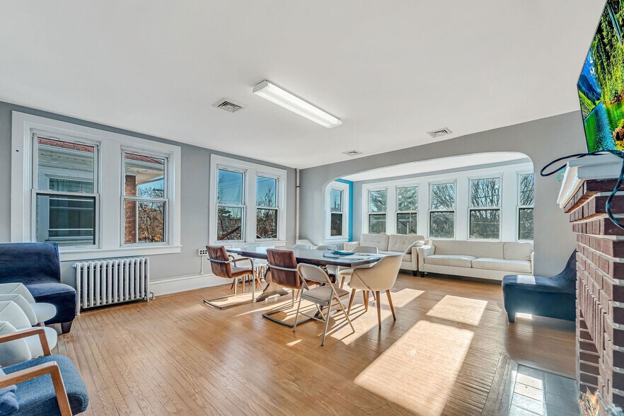 More Photos Of 535 Monmouth St, Gloucester City Medical For Sale