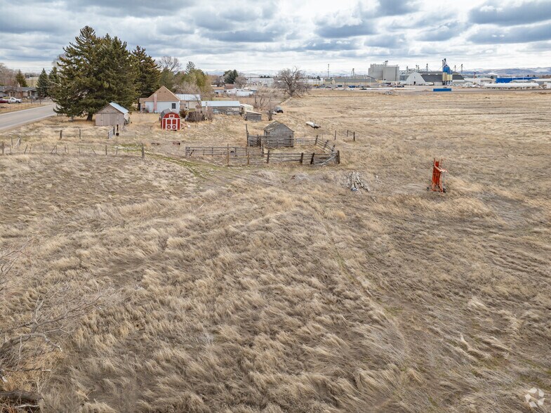 More Photos Of 0 Pioneer Rd, Blackfoot Land For Sale