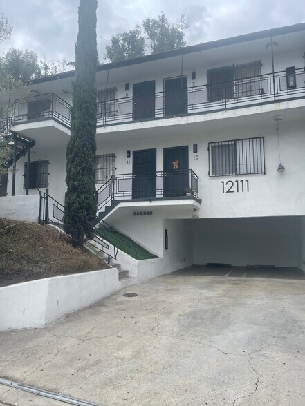 More Photos Of 12111 S Figueroa St, Los Angeles Apartments For Sale