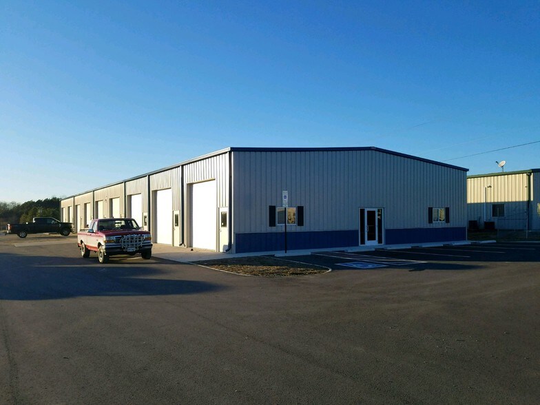 More Photos Of 2362 Lanier Rd, Rockville Warehouse For Lease