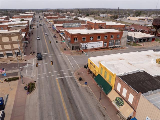 More Photos Of 101 S Main St, Bristow Office For Sale