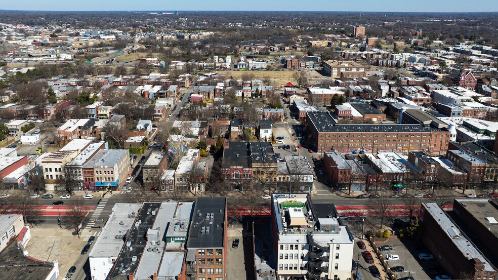 More Photos Of 310 W Broad St, Richmond Storefront For Sale