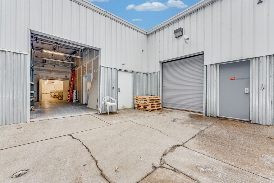 More Photos Of 1478 Earl L Core Rd, Morgantown Storefront For Lease