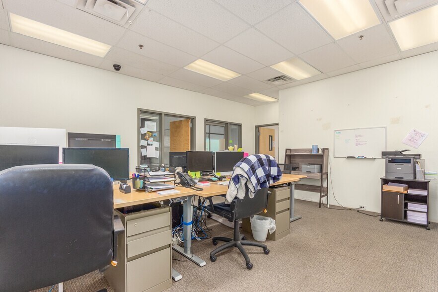 More Photos Of 2075 S Cottonwood Dr, Tempe Medical For Sale
