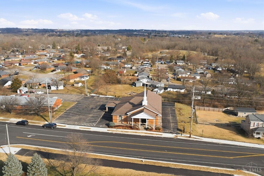 More Photos Of 810 N Broadway St, Lebanon Religious Facility For Sale