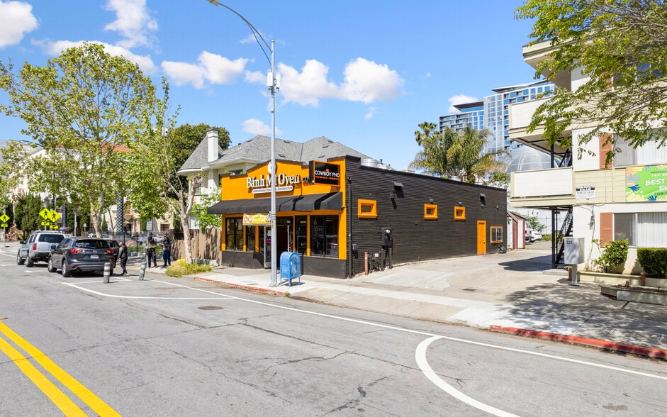 Primary Photo Of 221 E San Fernando St, San Jose Restaurant For Sale