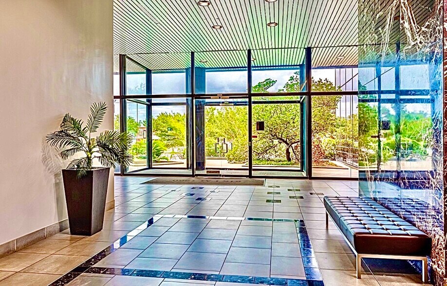 More Photos Of 616 FM 1960 Rd W, Houston Office For Sale