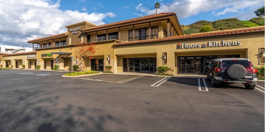 More Photos Of 28892 Marguerite Pky, Mission Viejo Storefront Retail Office For Lease