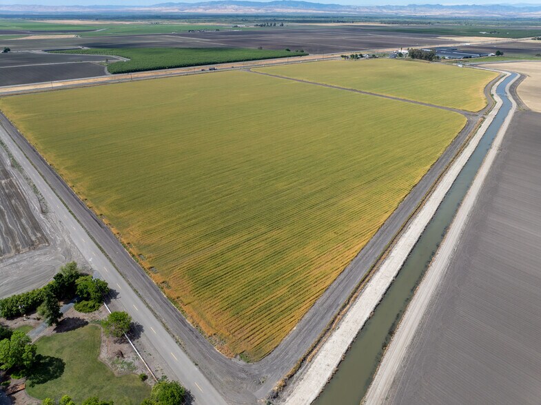 More Photos Of Cozzi Ave & Hwy 33 hwy, Dos Palos Land For Sale