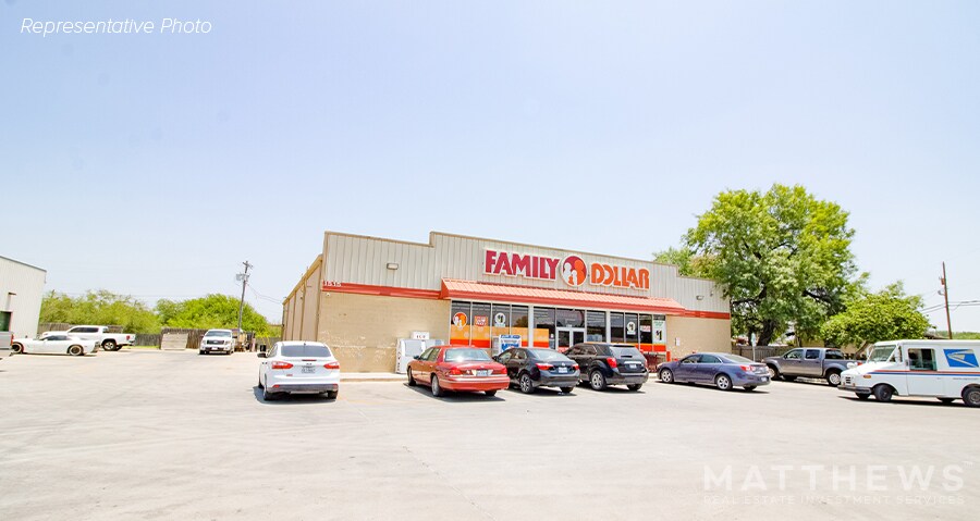 Primary Photo Of 15052 NM-75, Penasco Storefront Retail Office For Sale
