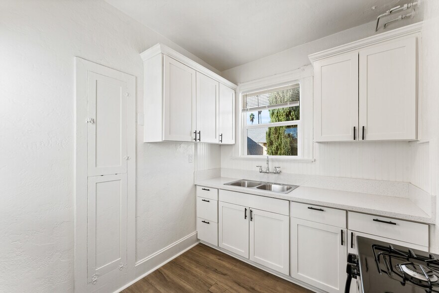 More Photos Of 120 Olive Ave, Redlands Apartments For Sale