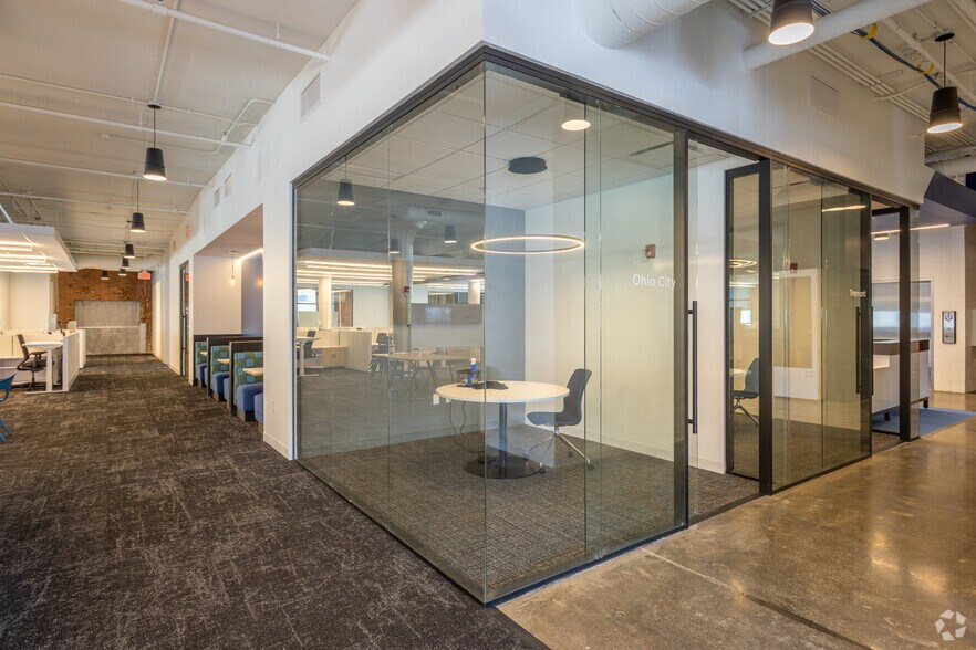 More Photos Of 1138 W 9th St, Cleveland Office For Lease