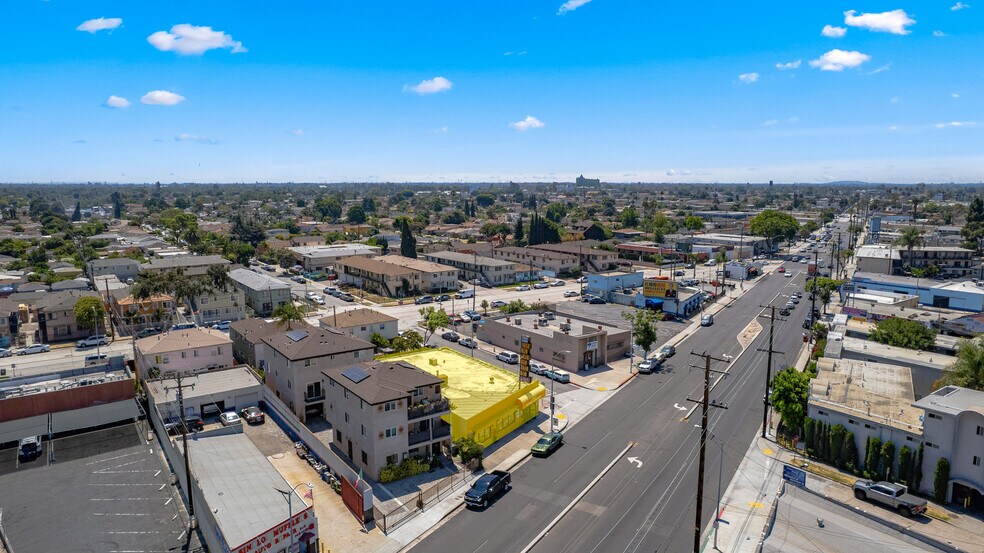 More Photos Of 10236 Long Beach Blvd, Lynwood Supermarket For Sale