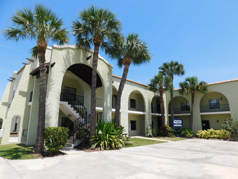 Primary Photo Of 319 River Edge Blvd, Cocoa Office For Lease