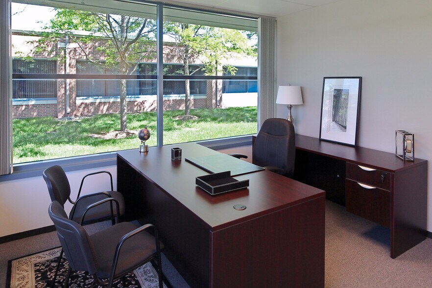 More Photos Of 27475 Ferry Rd, Warrenville Coworking Space