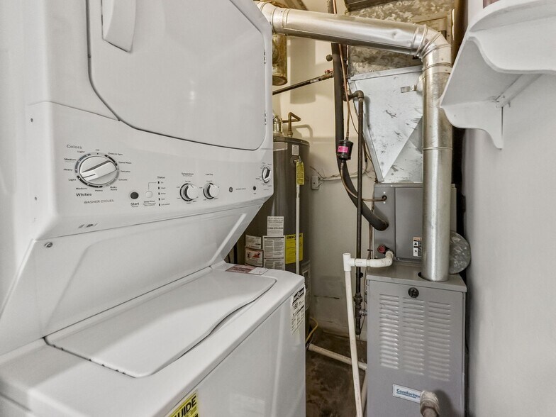 More Photos Of 1804-1818 E 11 Mile Rd, Royal Oak Apartments For Sale