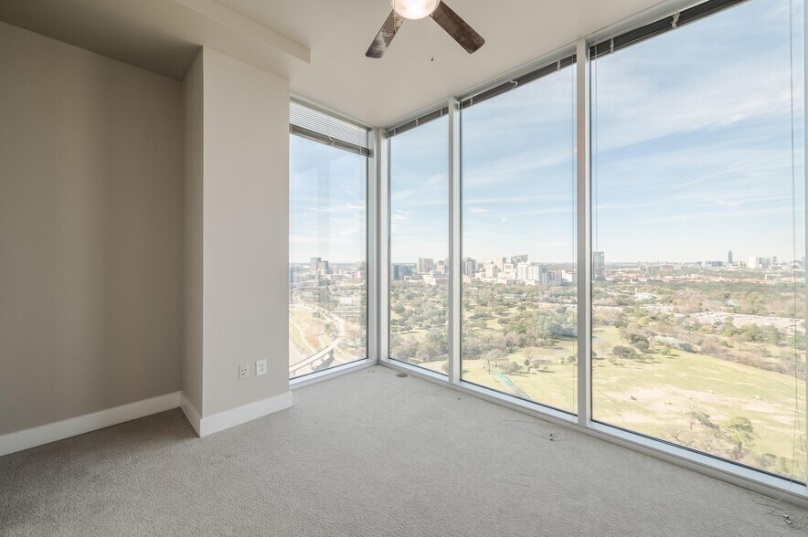 More Photos Of 5927 Almeda Rd, Houston Apartments For Lease