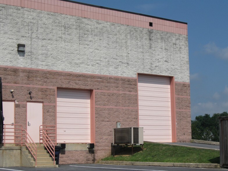 More Photos Of 555 Fox Chase, Coatesville Light Manufacturing For Lease