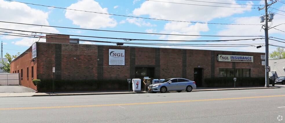 More Photos Of 112 Merrick Rd, Lynbrook Office For Lease