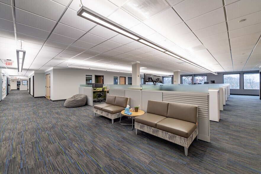 More Photos Of 500 River Ridge Dr, Norwood Office For Lease