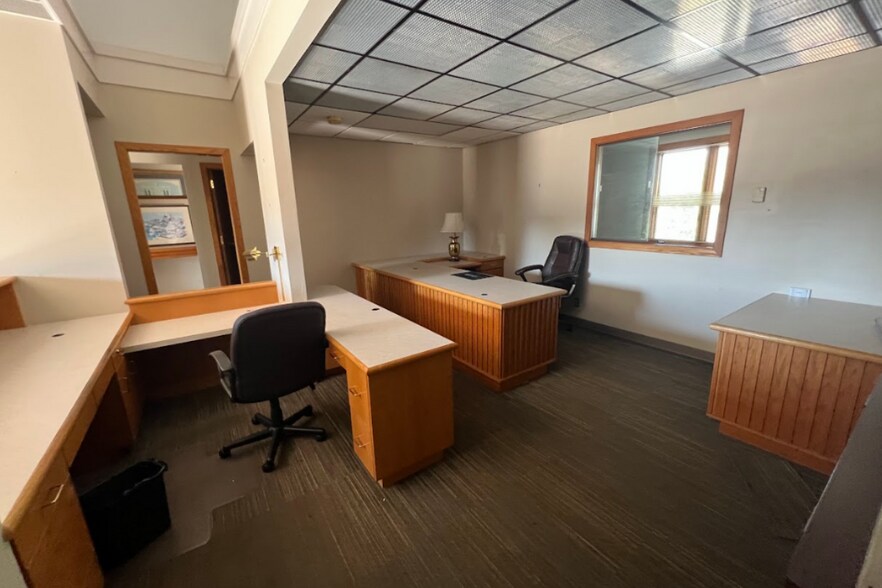 More Photos Of 5201 Hamilton Rd, Columbus Office For Lease