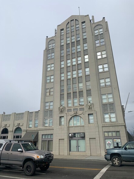 More Photos Of 1705 Main St, Baker City Apartments For Sale